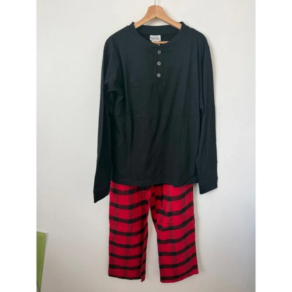 Cozee Corner Women's Pajama Set – Black & Red Plaid – Size Medium – NWOT